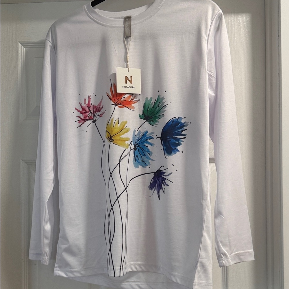 Norgacora Women's White Floral Top